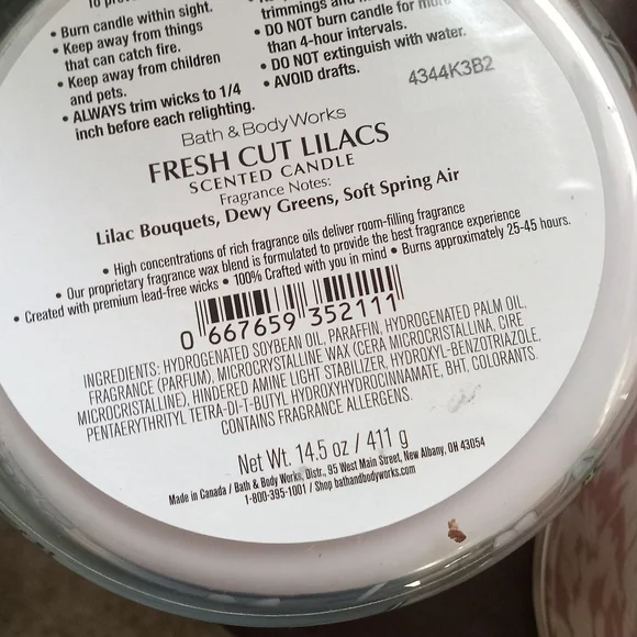 LOT OF 3 NEW CANDLES FROM BATH & BODY WORKS - Picture 5 of 7